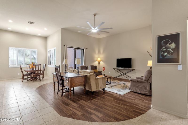 6-web-or-mls-19115-e-buckskin-dr