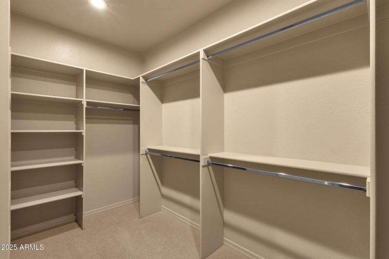 24-web-or-mls-19115-e-buckskin-dr