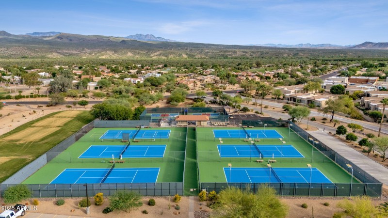 57-web-or-mls-19115-e-buckskin-dr