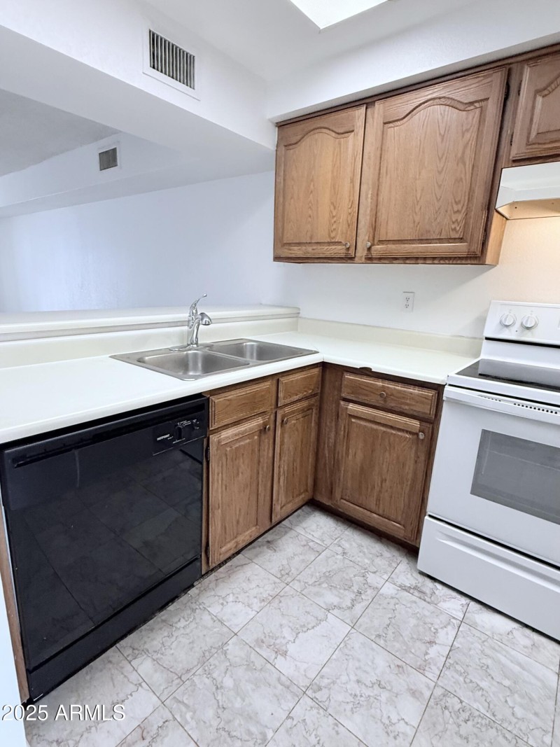 2025-10-22 13.48.43-1