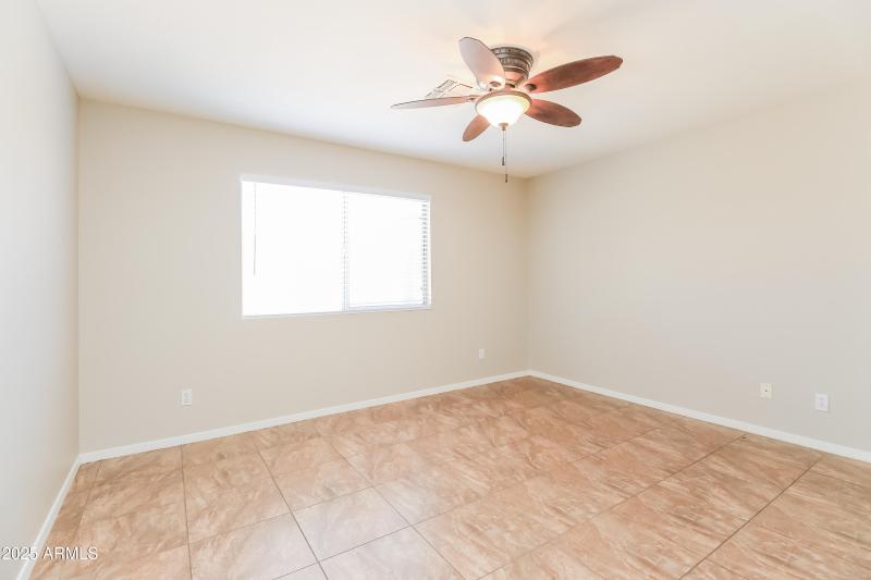 1007815.8658 E Capri AVE - Bedroom