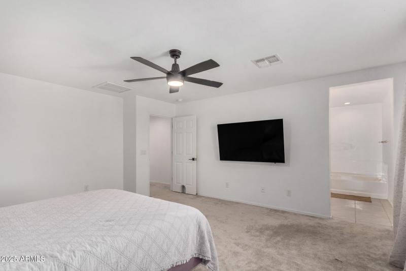 22 - Desert Fairways