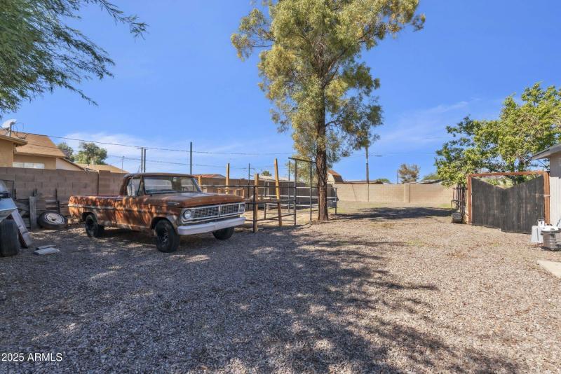 Side Yard (Second Parcel)