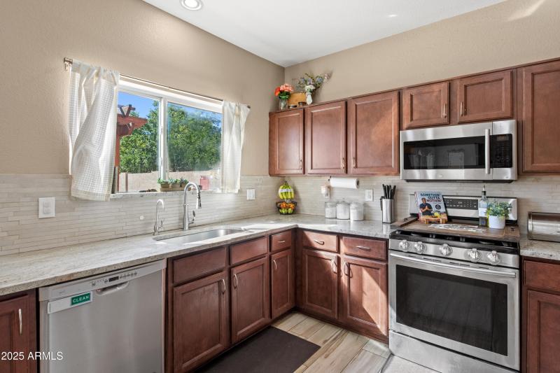 7405 W Emile Zola Ave-11