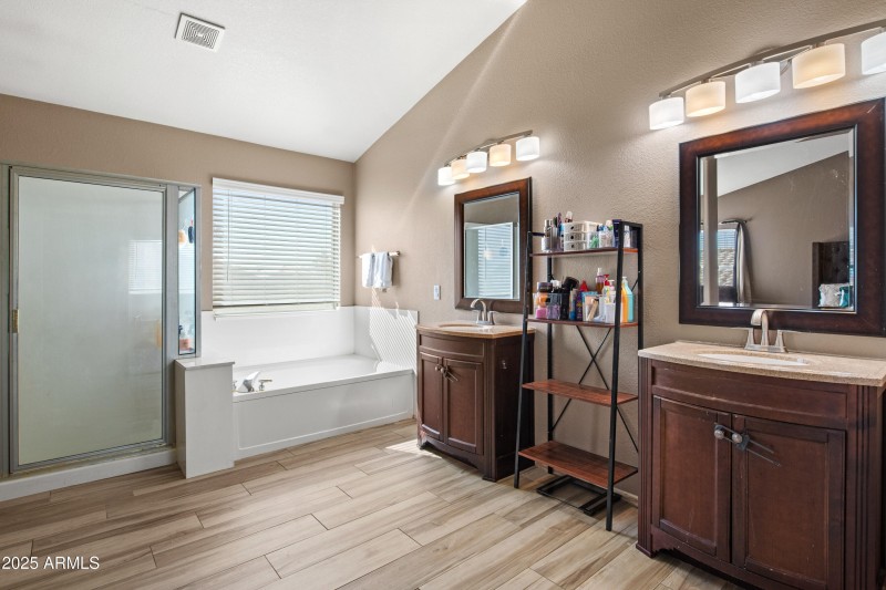 7405 W Emile Zola Ave-28