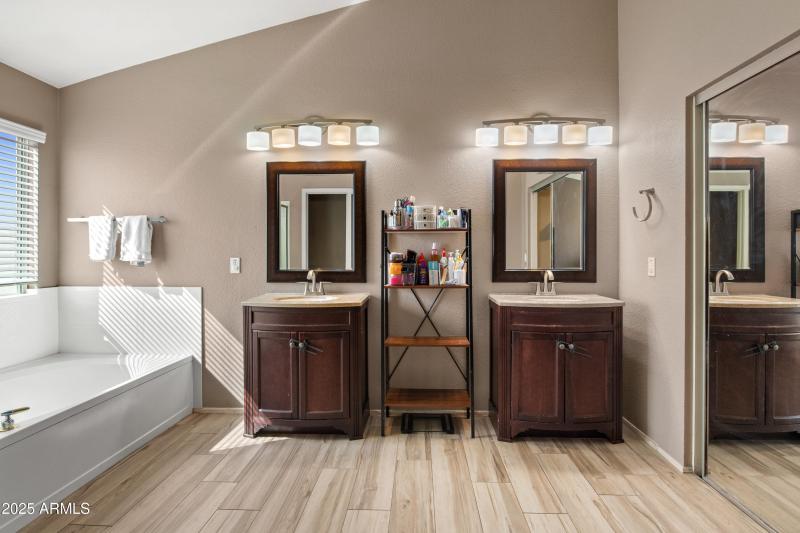 7405 W Emile Zola Ave-29