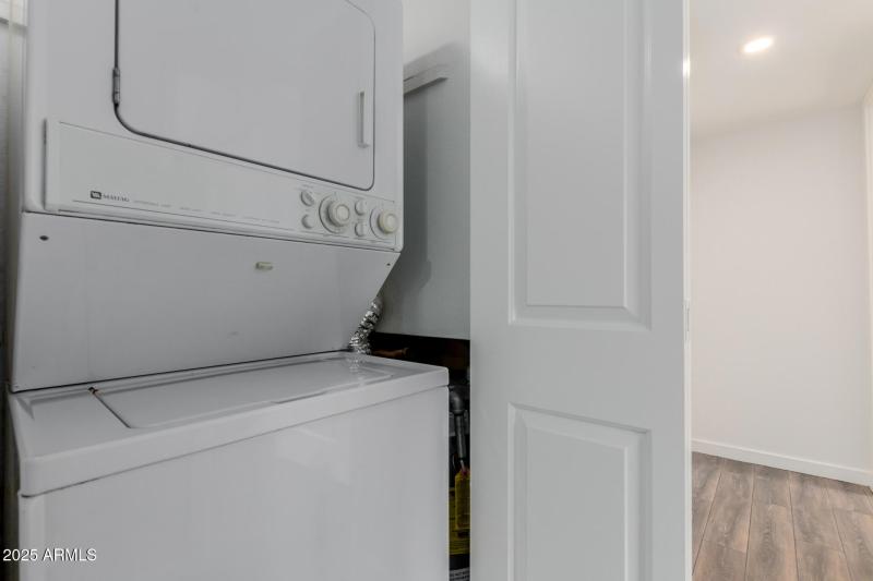 6406 S Lakeshore Dr, Unit D