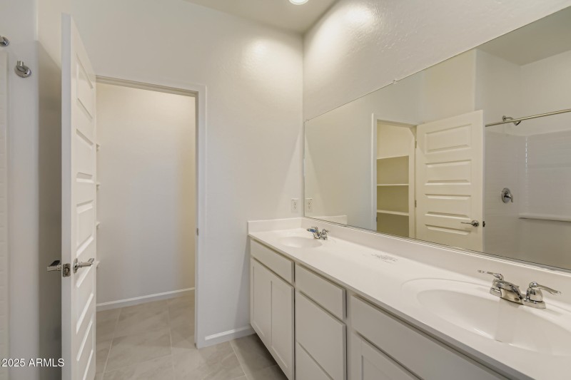 Owners Bath