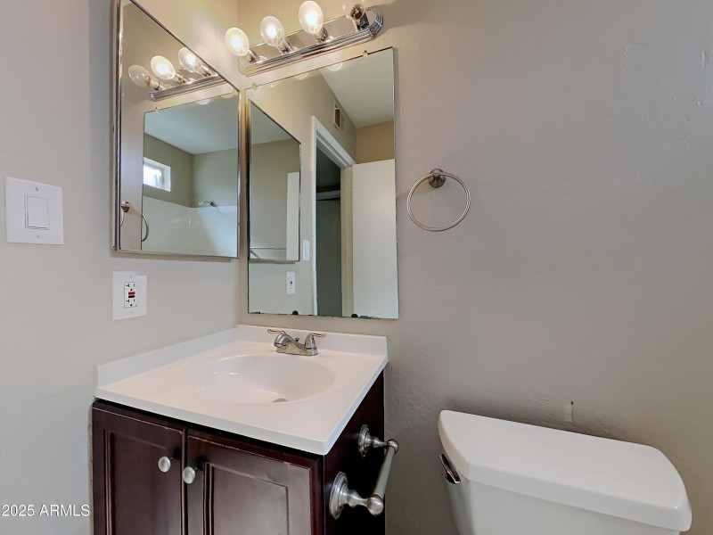 1006270.319 W Kristal Way_11