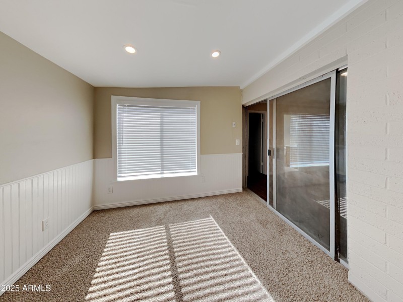 1006270.319 W Kristal Way_14