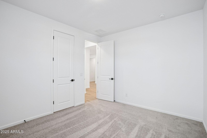 29-web-or-mls-W Brown St-S1810-029