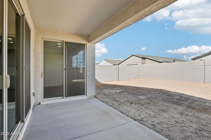 38-web-or-mls-W Brown St-S1810-038