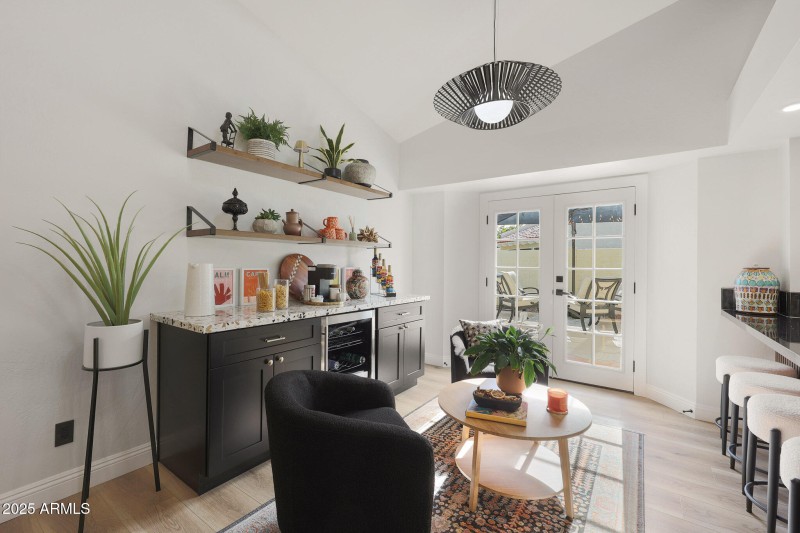 Seating Area w/ Beverage Bar