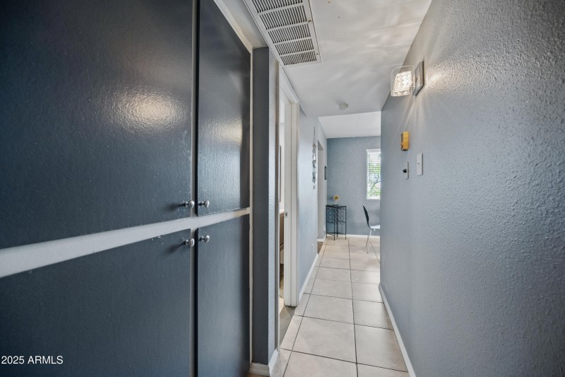 23-7625ECR215B-ocupix-