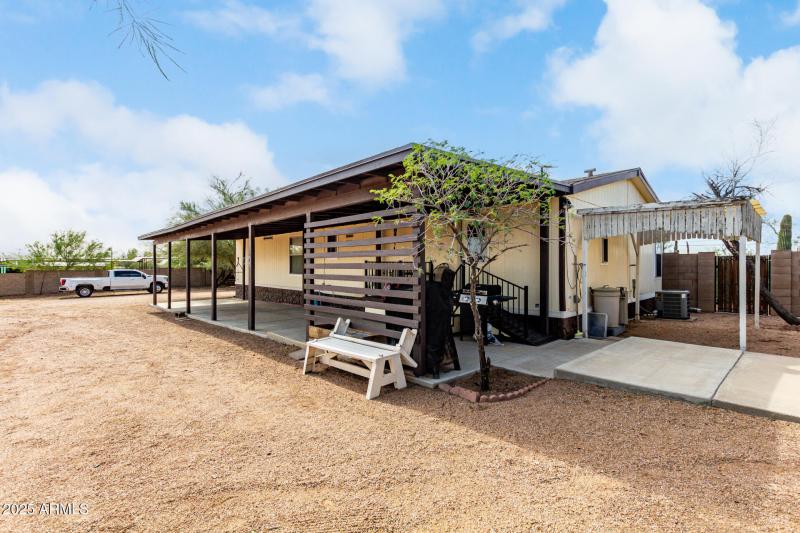 CARPORT