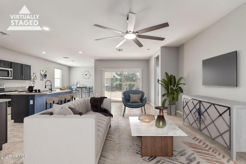 Beautiful Open Concept