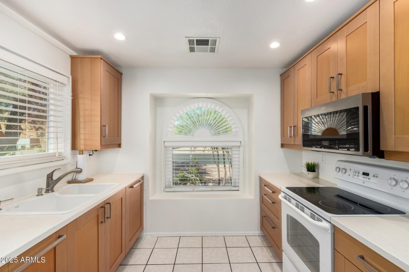 10 - Blue Flax - Mod