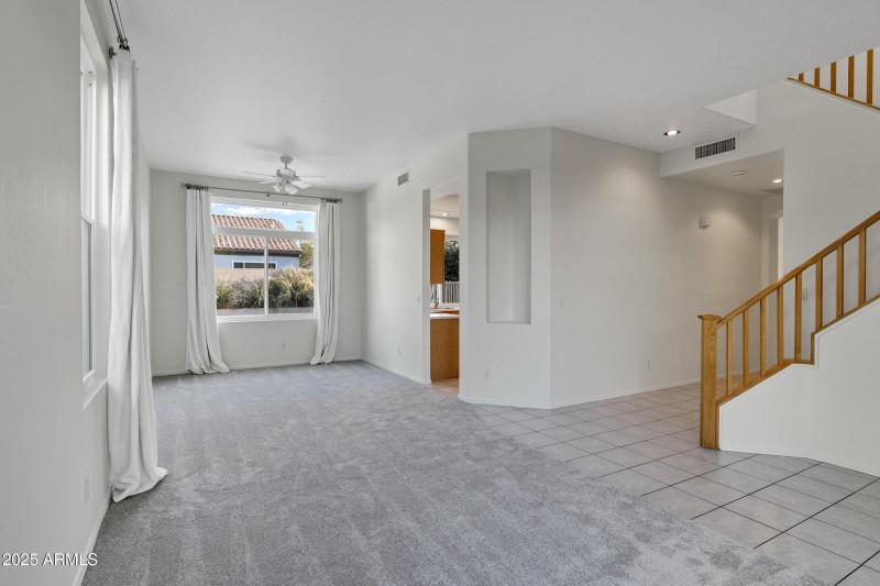 1403 W Windhaven Ave-9