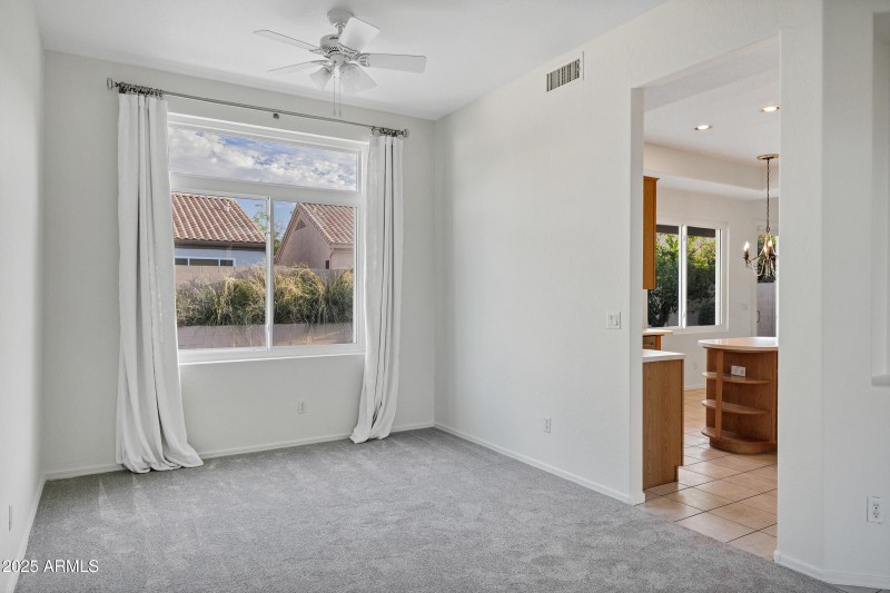 1403 W Windhaven Ave-10