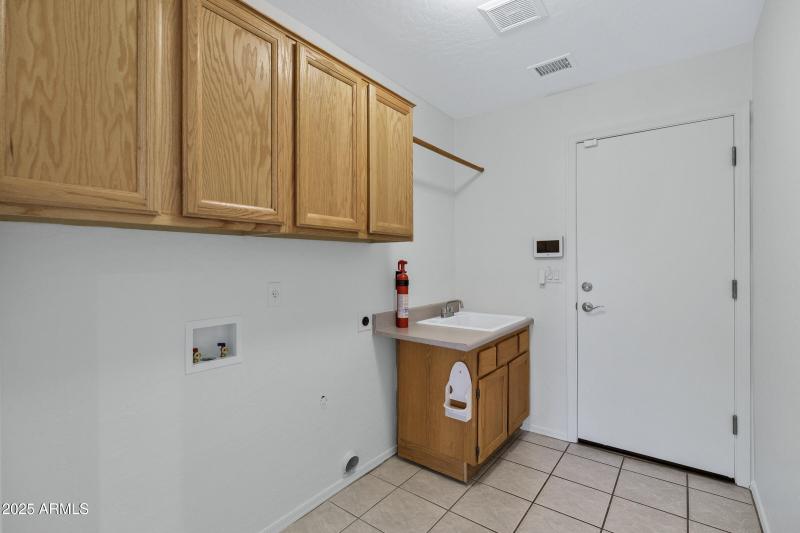 1403 W Windhaven Ave-35