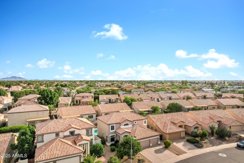 1403 W Windhaven Ave-45