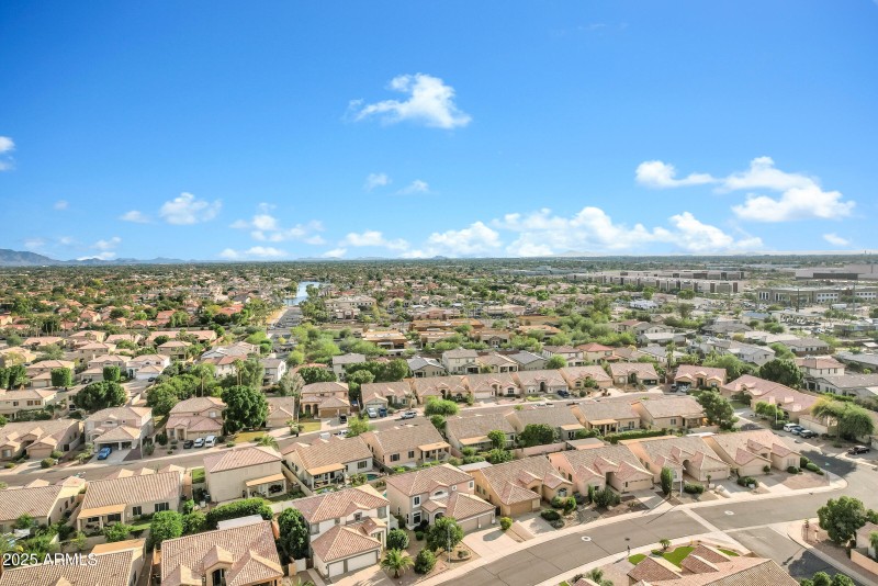 1403 W Windhaven Ave-48