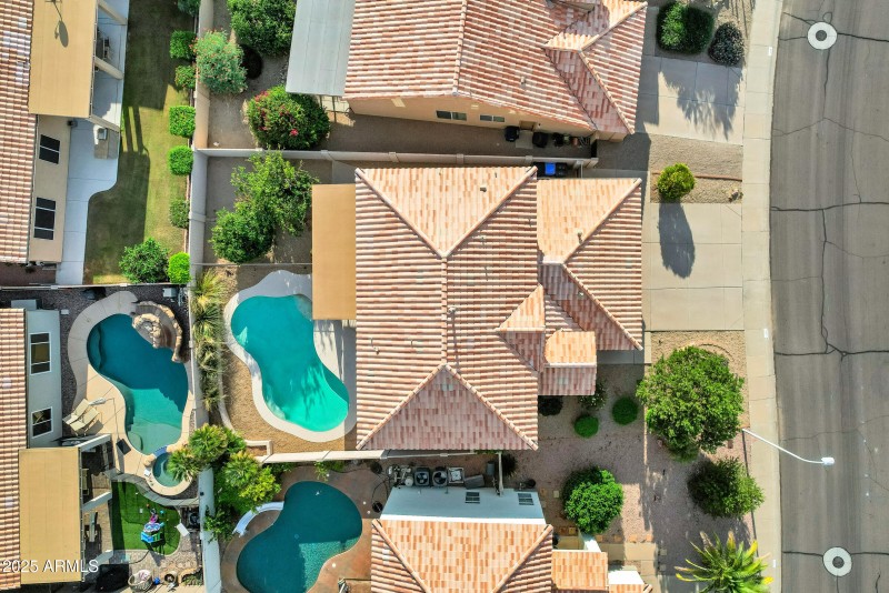 1403 W Windhaven Ave-50