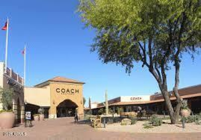 designer outlet mall