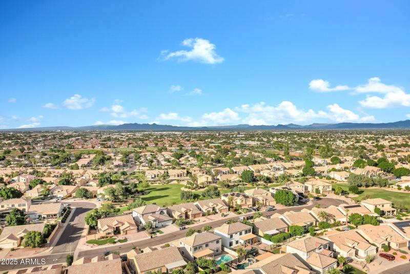 1403 W Windhaven Ave-55