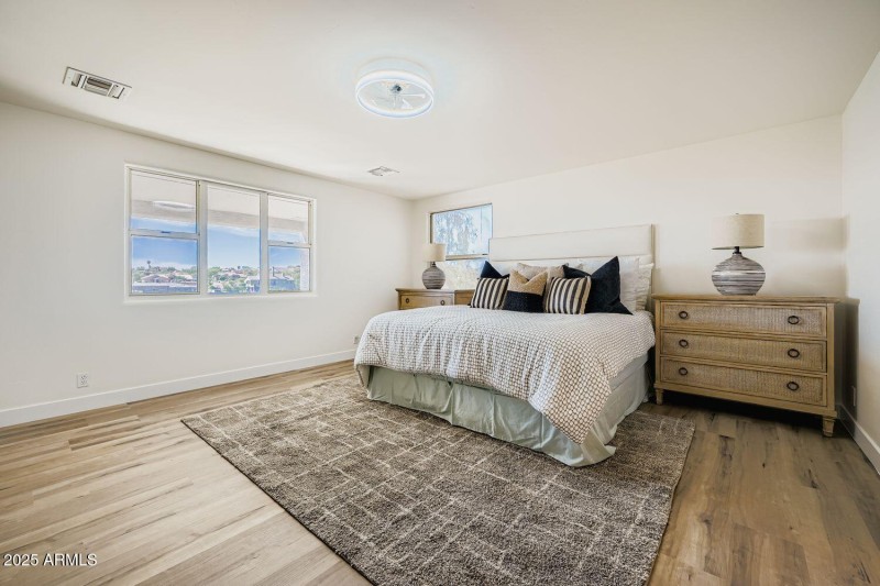 15731 Sycamore Dr - Web Quality - 015 -