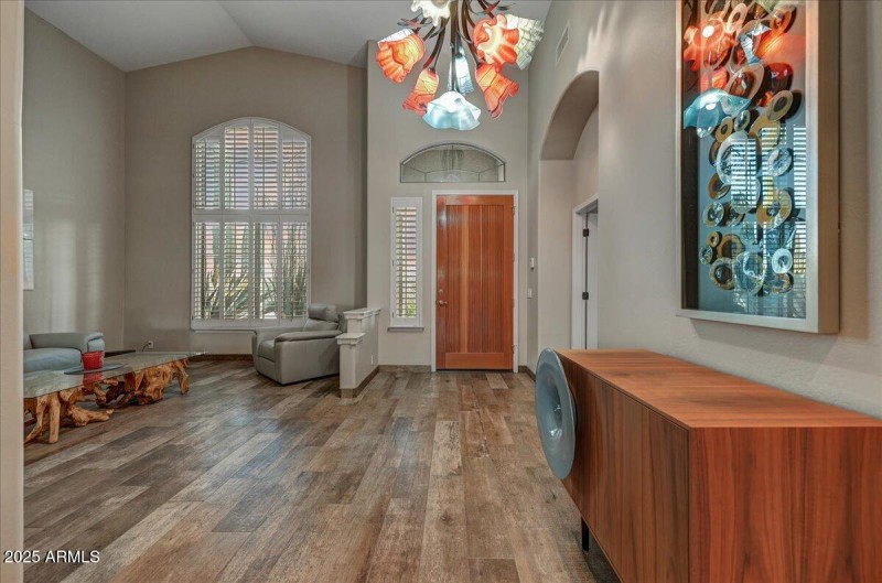 Dramatic Entry Foyer
