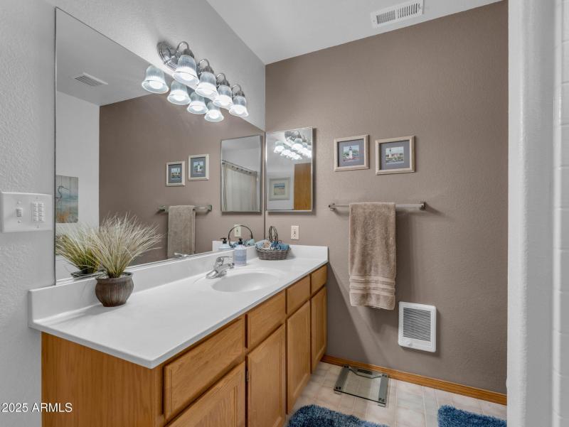 27-web-or-mls-TimberCreekImagery-38