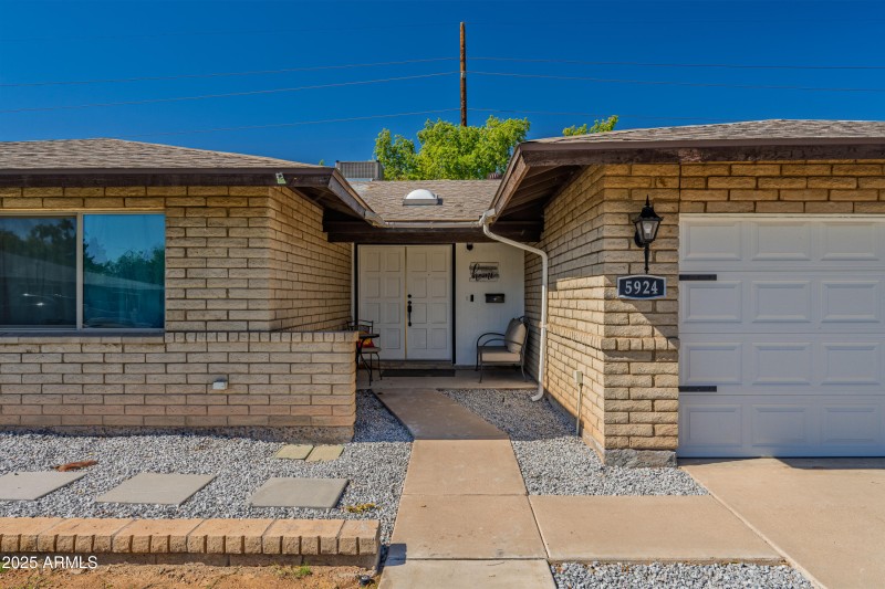 4-print-5924 S Jentilly Ln-4