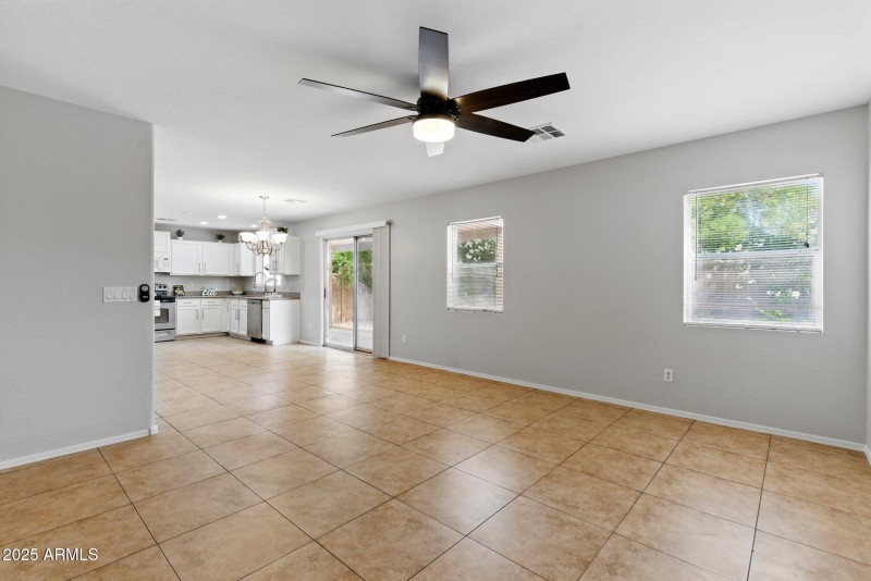 76FB8D75-2D27-4181-BFC9-B2F7D14A2475