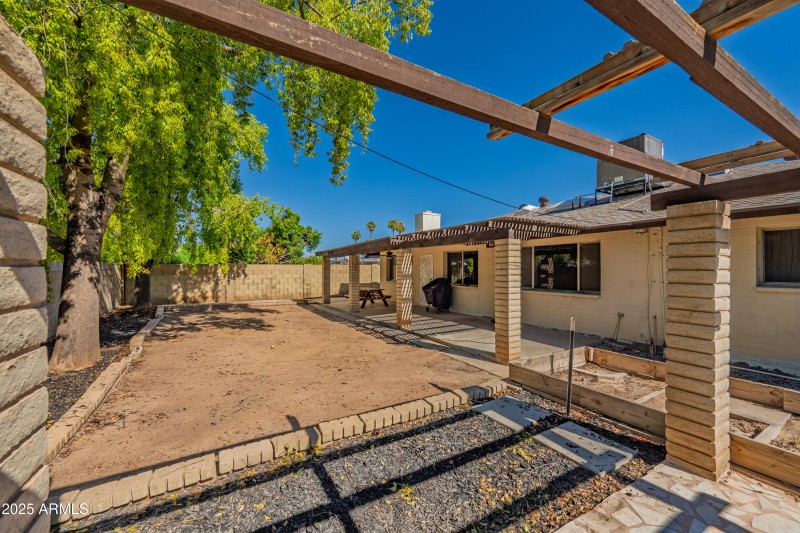 39-print-5924 S Jentilly Ln-39