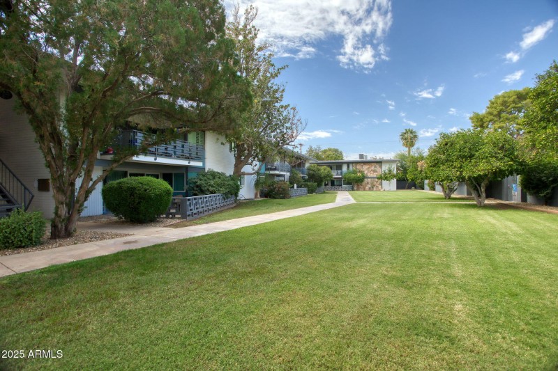 Community Grounds