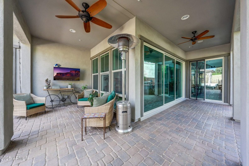 Outdoor Living!