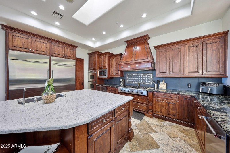 Beautiful Wood details