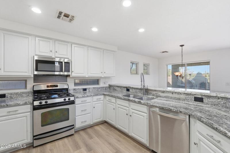 9-web-or-mls-010_ListerPros