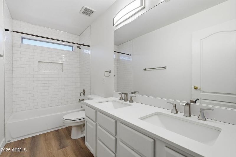 34-web-or-mls-035_ListerPros