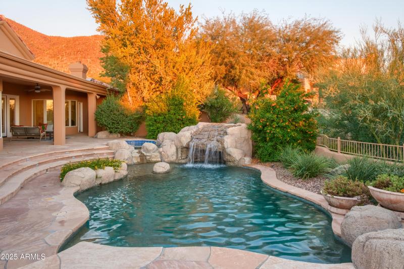 Pool Sunset View