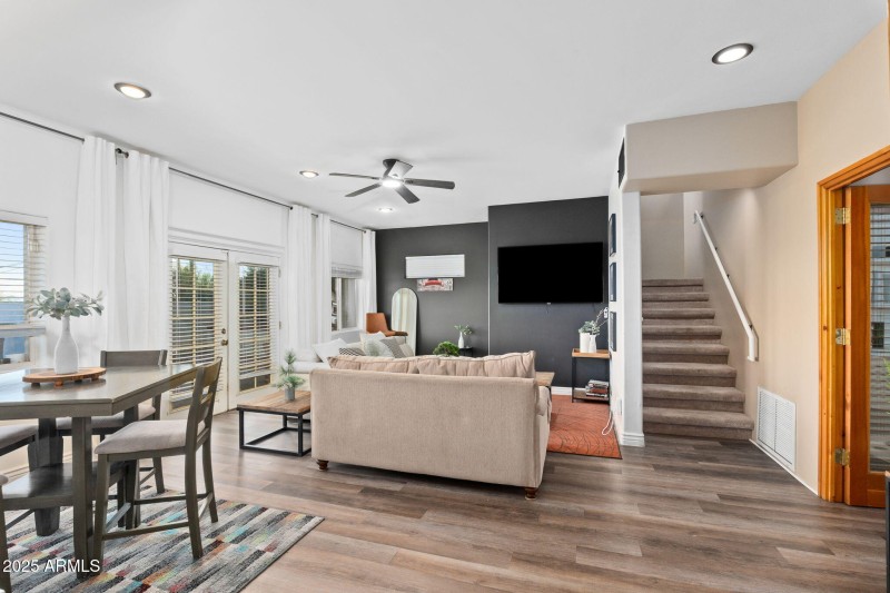 13-web-or-mls-9626 N 1st Ave - MLS Image