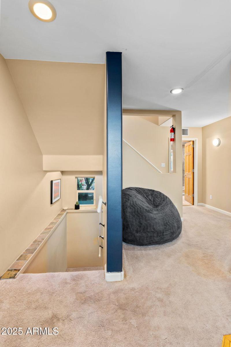 26-web-or-mls-9626 N 1st Ave - MLS Image