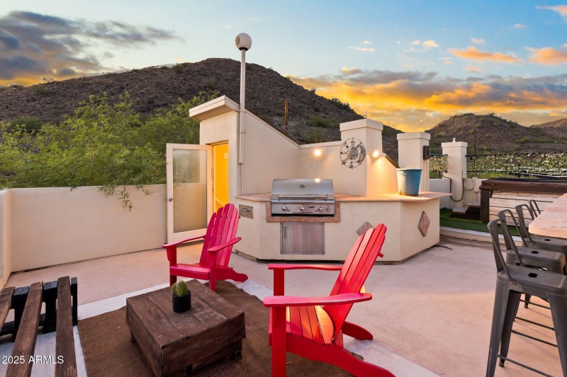 37-web-or-mls-9626 N 1st Ave - MLS Image