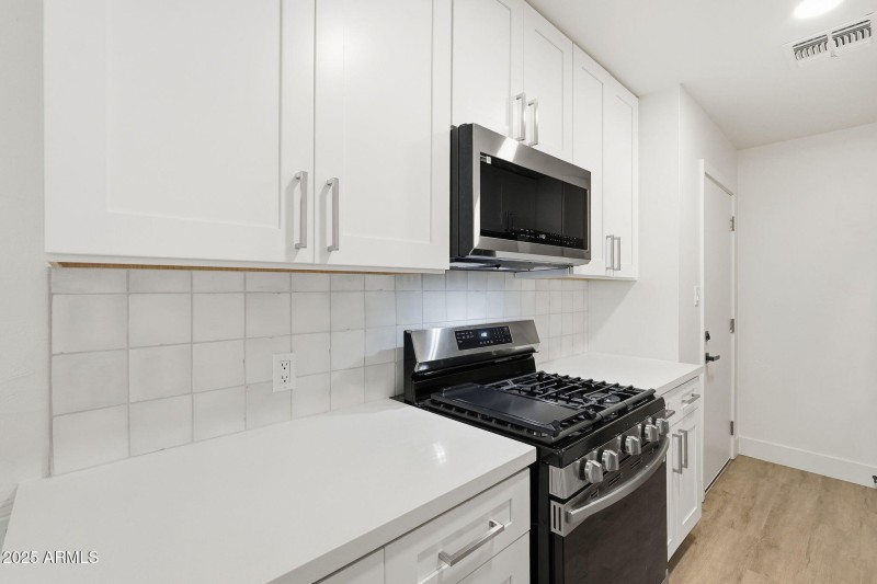 17-web-or-mls-017_ListerPros