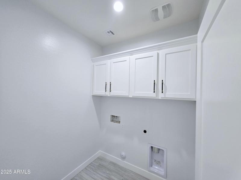 Spacious Launry Area