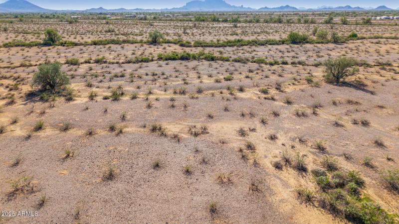 19 - 50635025Q Parcel