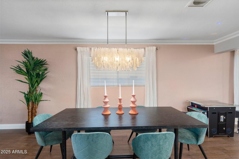 7-web-or-mls-PML04428