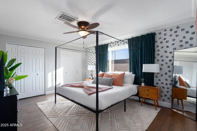 15-web-or-mls-PML04460