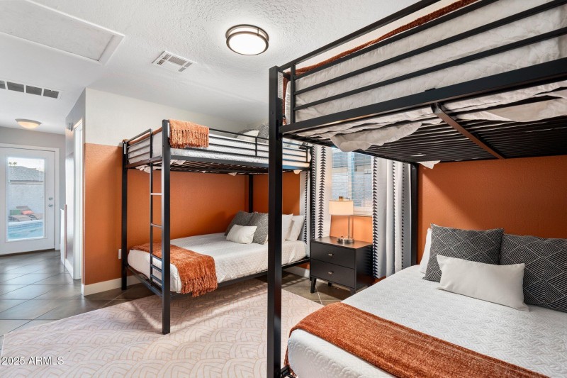 23-web-or-mls-PML04522